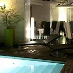 Vdb Next Hotel