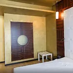 Vdb Next Hotel
