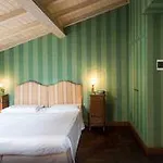 Hotel Vdb Next 4*