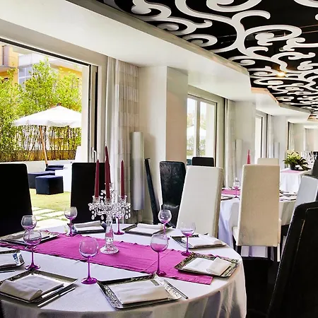 Hotel Vdb Next 4*