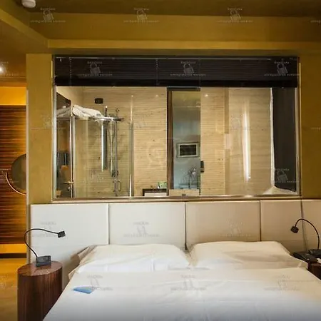 Hotel Vdb Next