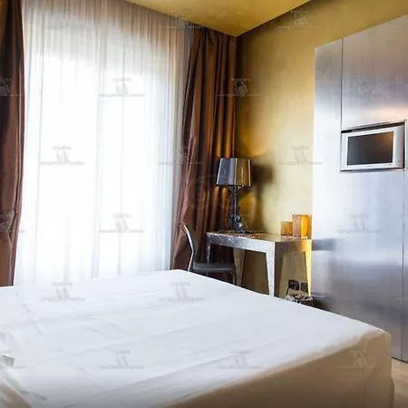 Отель Vdb Next 4*