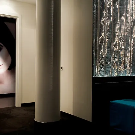 Hotel Vdb Next 4*