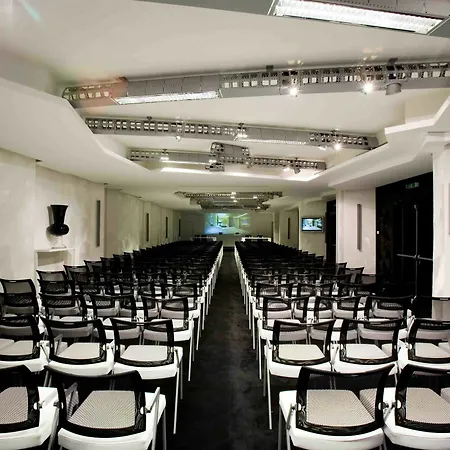 Vdb Next Hotel