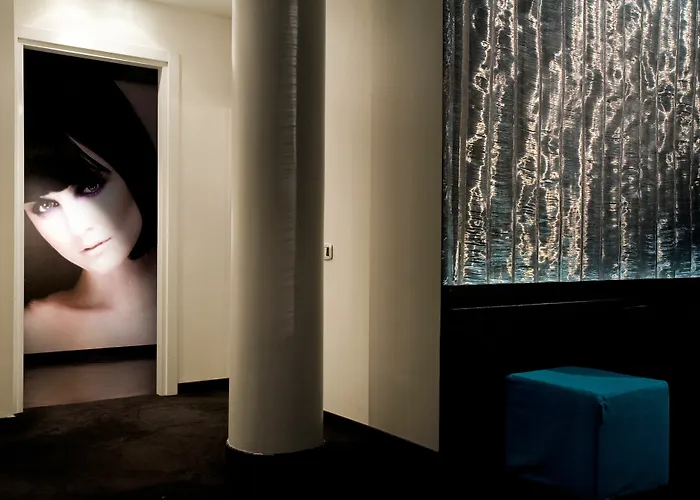 Hotell Vdb Next 4*