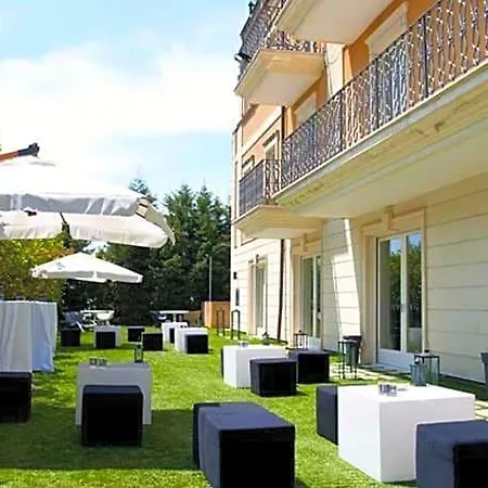 Vdb Next Hotel 4*